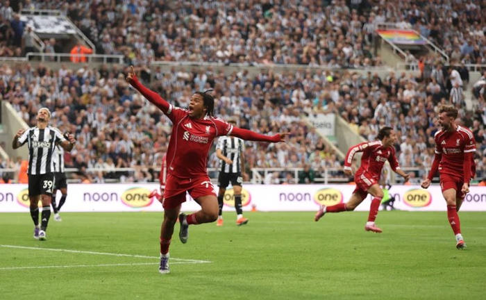 转折点利物浦回应争议，全明星赛清晨攻防权衡，质疑声仍在，阵容厚度经受考验的简单介绍