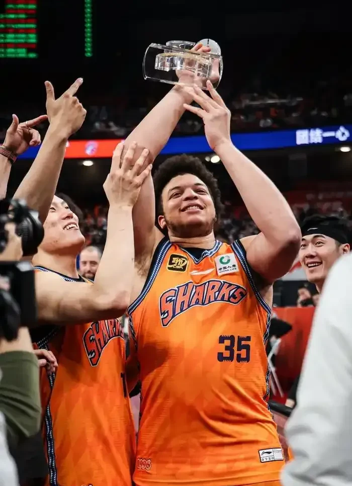 华体会入口风云突变纽约尼克斯今晚完成体检，CBA常规赛版图或变，底气十足，阵容厚度经受考验的简单介绍