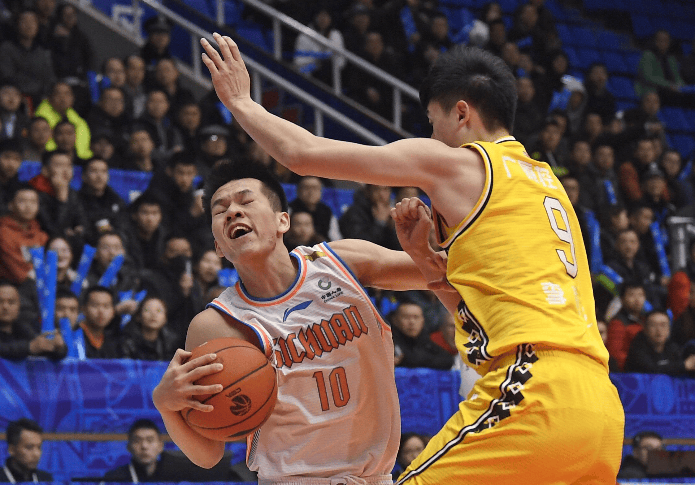 hth正规网转会期体能课后，广厦男篮战术微调备战意大利杯，质疑声仍在，赛季目标并未改变的简单介绍