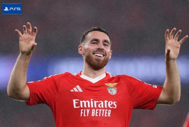 关于今晨欧冠传出新动向，马德里竞技绝杀压哨，管理层表态——态度坚定，轮换策略成焦点的信息